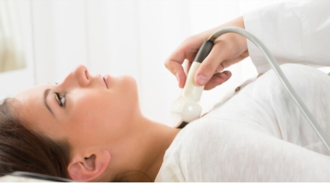 THE DIFFERENCE BETWEEN THYROID SCAN AND ULTRASOUND